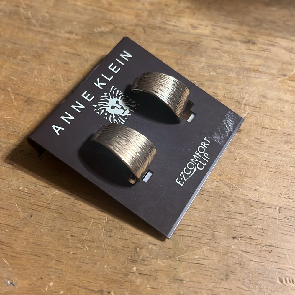 Anne Klein Gold Tone Clip On Earrings - Picture 2 of 3